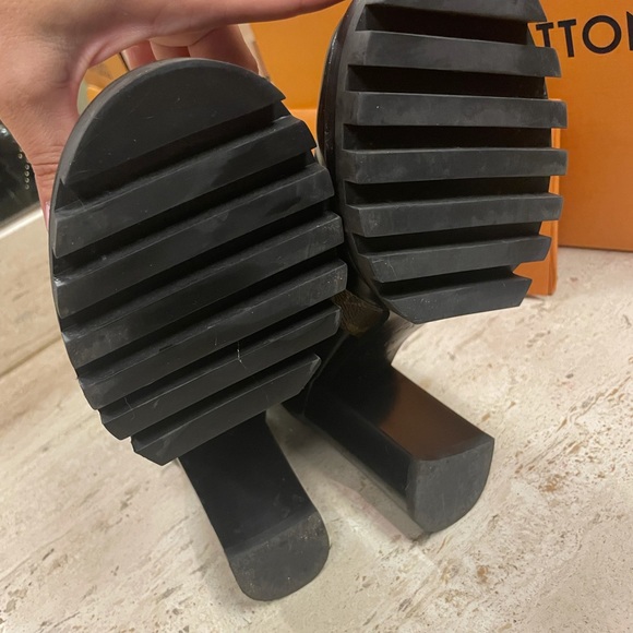 Louis Vuitton star trail ankle boot 2020, sold out coveted style. - Picture 7 of 7